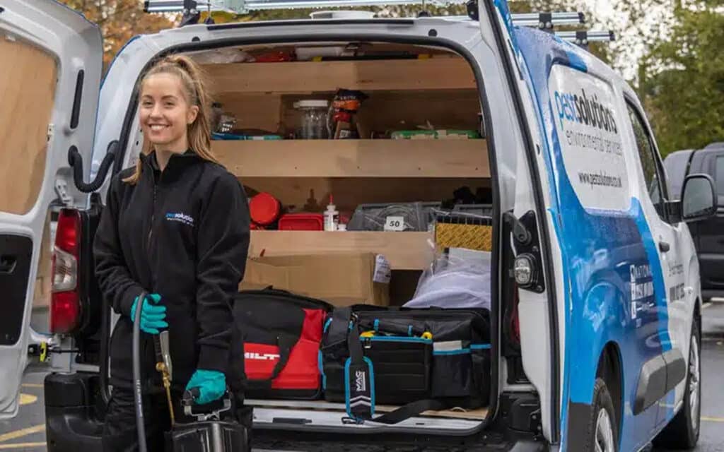 Pest Solutions - Homepage Gemma Van Image - 1440px